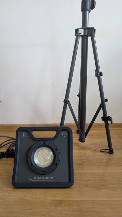 Lampa robocza Scangrip NOVA 12K 12000 lm + statyw 3 m