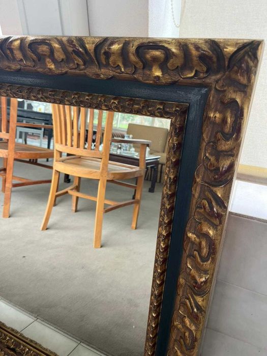 Espelho com Moldura Decorada