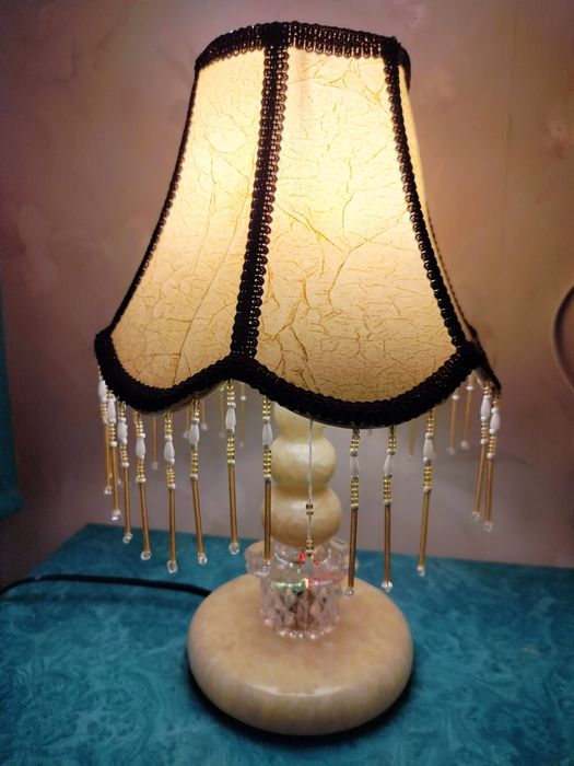 Лампа нічник прикроватна