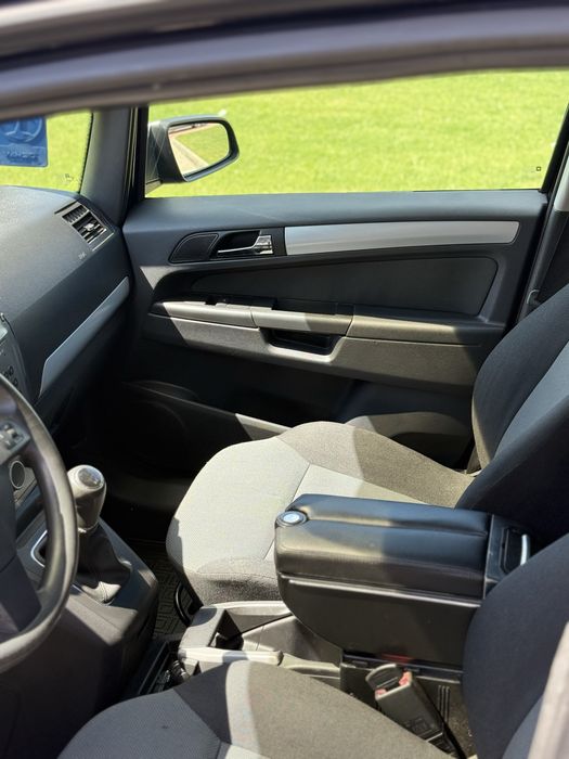 Opel Zafira 2005