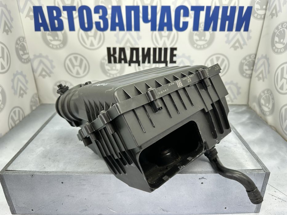 Корпус повітряного фільтра Skoda Octavia A7 2.0 TDI Golf 7 B7