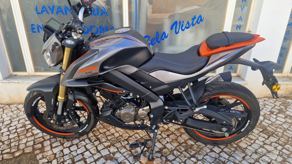 QJMOTOR 125 SRK S 06/2025 Acidentada em 07/2026 com 80% de aproveitamento das peças.