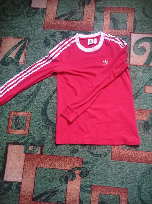 продам водолазку адидас ориг