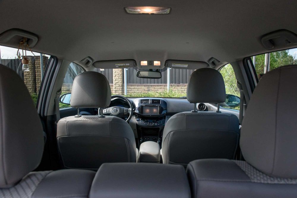 Продам електомобіль Toyota RAV4 EV 2012 року