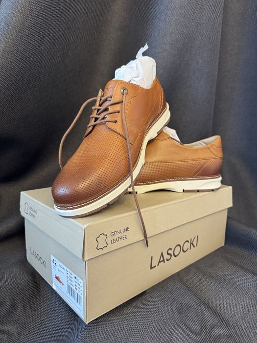 Półbuty Lasocki