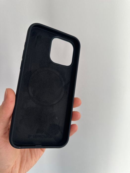 Etui miękki silicon MagSafe do iPhone 15 PRO MAX