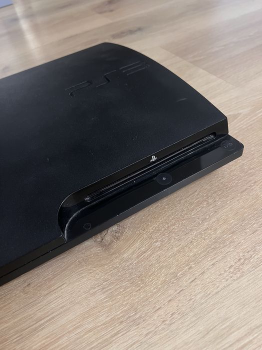 PS3 Slim Desbloqueada + Jogos