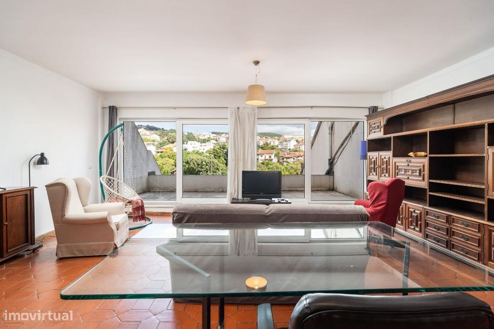 T3 Duplex com 2 Terraços, na Av. Elísio de Moura, em Coimbra