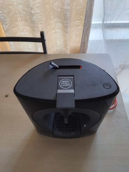 Máquina de café krups nescafé dolce gusto