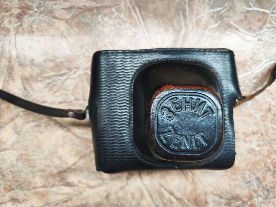 Продам фотоаппарат ZENIT-EENIT-Еit-Е