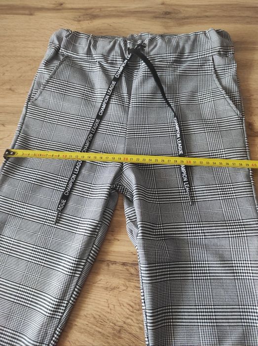 Garnitur damski na komunię i inne okazje .