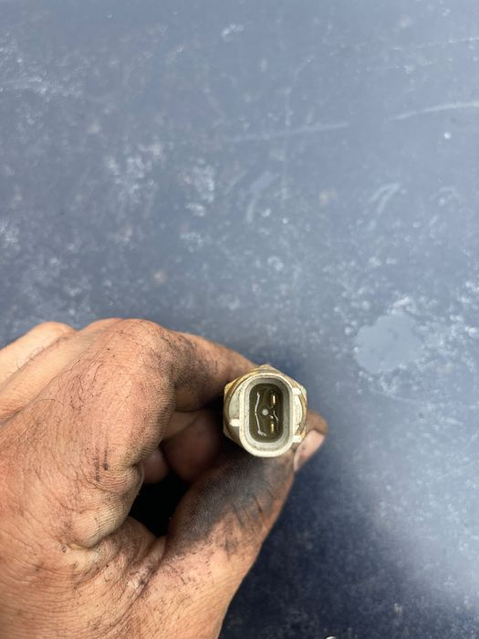 Датчик температуры Камри 10