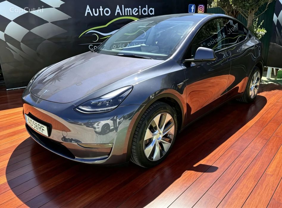Tesla Model Y Long Range Tração Integral