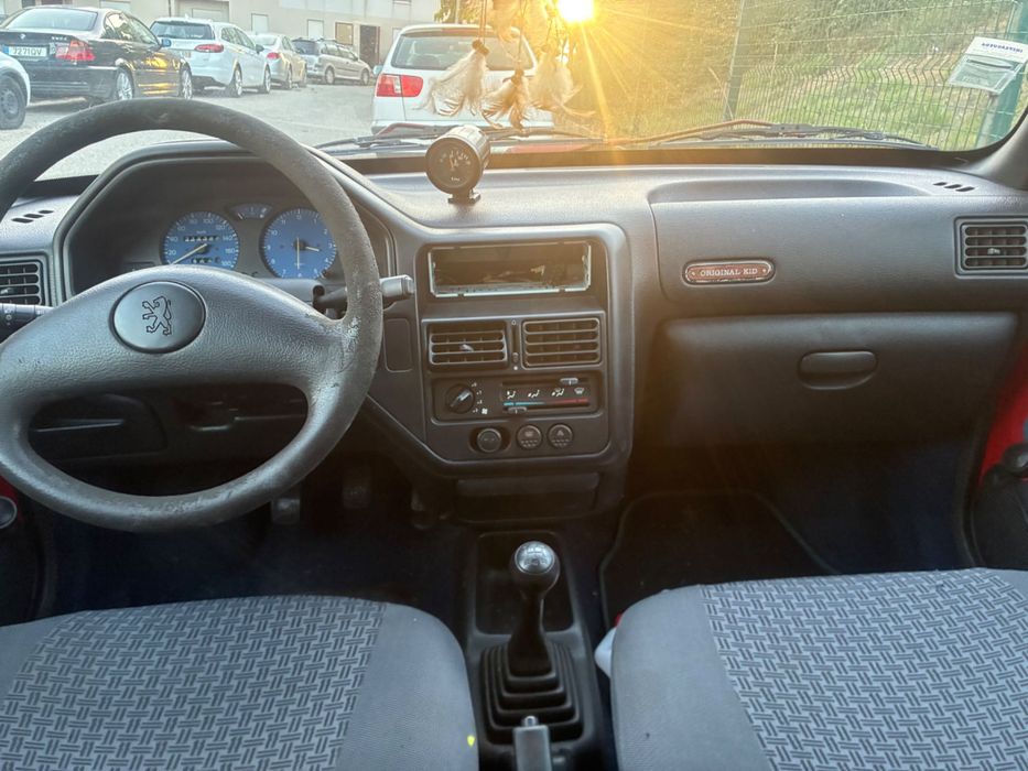 Carro peugeot 106