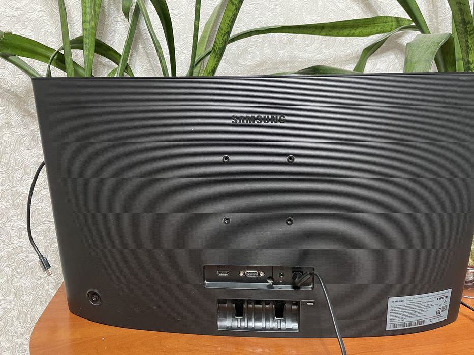 Монітор Samsung 24 (пошкоджений)