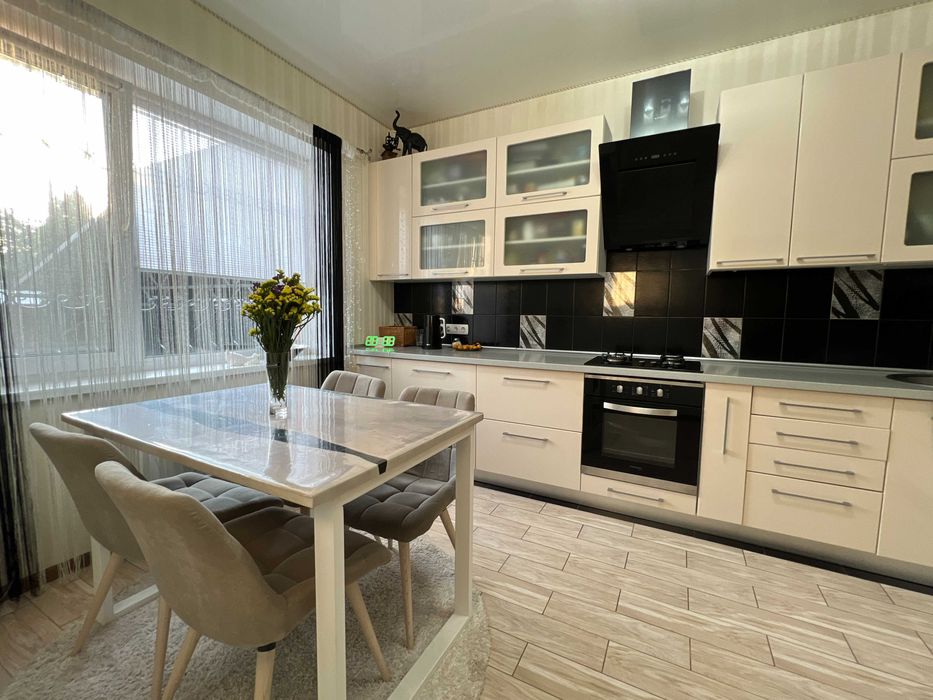 Преміальний ТАУНХАУС 100 м² у найкращому спальному районі Житомира