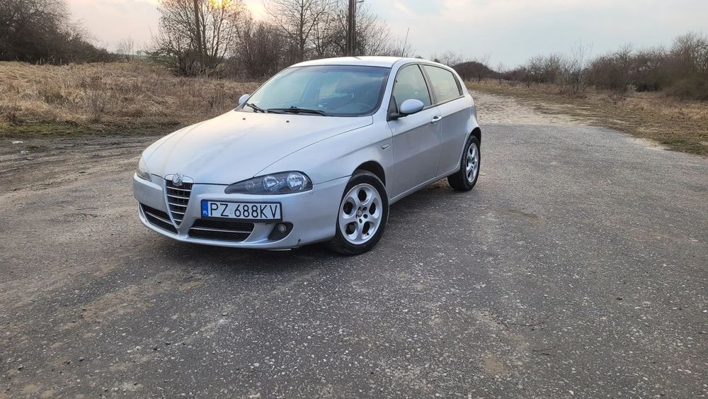 Alfa Romeo 147 2007r. 1,9 JTD 230 tys km Bluetooth Alu 2 kluczki Technicznie Sprawny