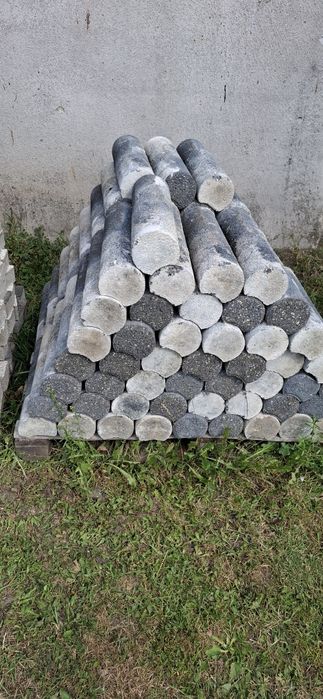 Obrzeża palisadowe grafitowe