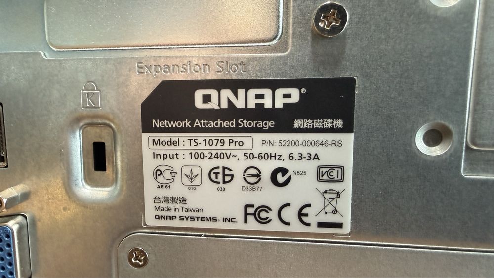 Qnap nas storage TS-1079 pro 10 x disco 1TB