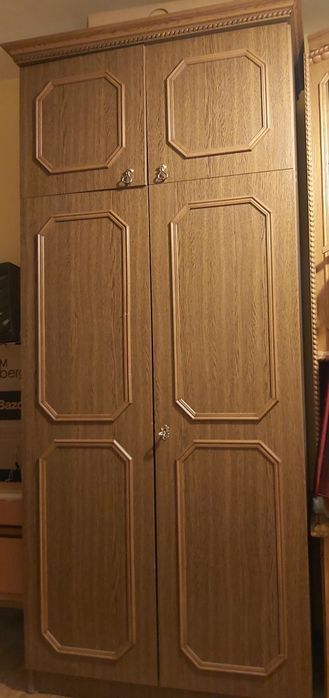 Sprzedam duża szafa