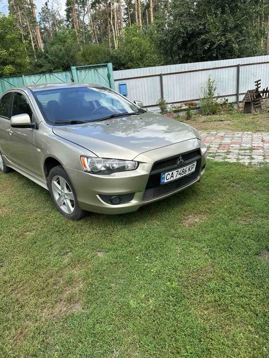 Продам мітсубіші лансер 10