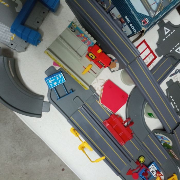 Vendo Kit matchbox 400 e 100