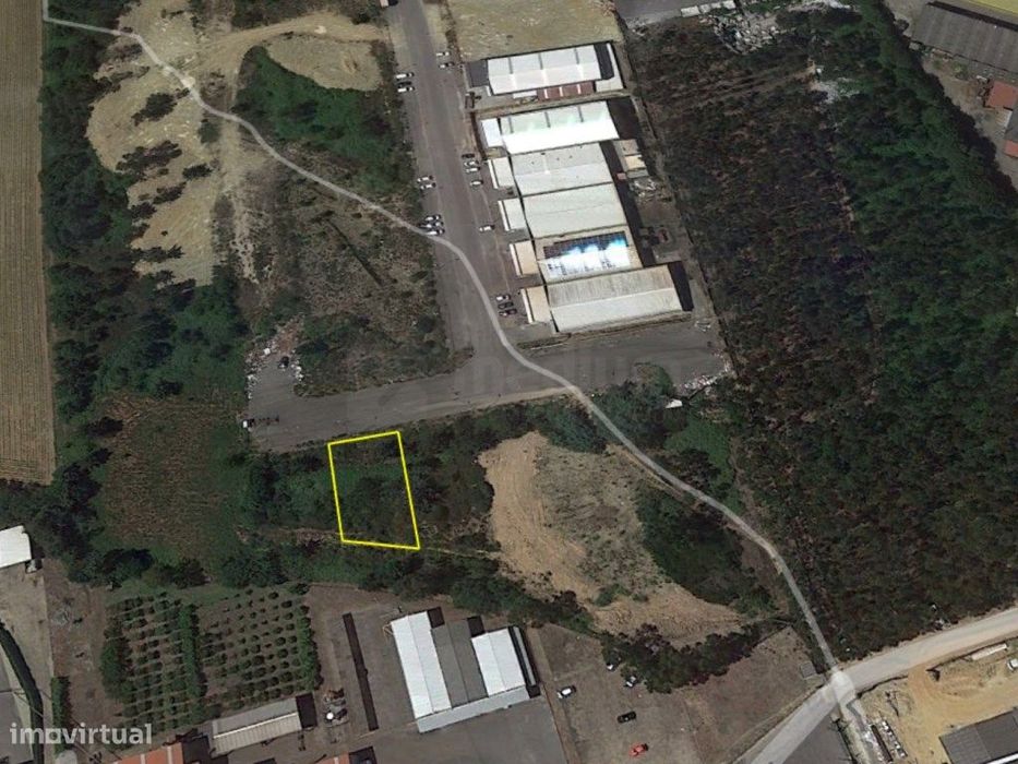 Terreno em Fradelos — Bougado (São Martinho E Santiago), Porto