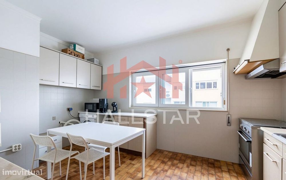 Apartamento T4 / Investimento / Cruz d’Areia
