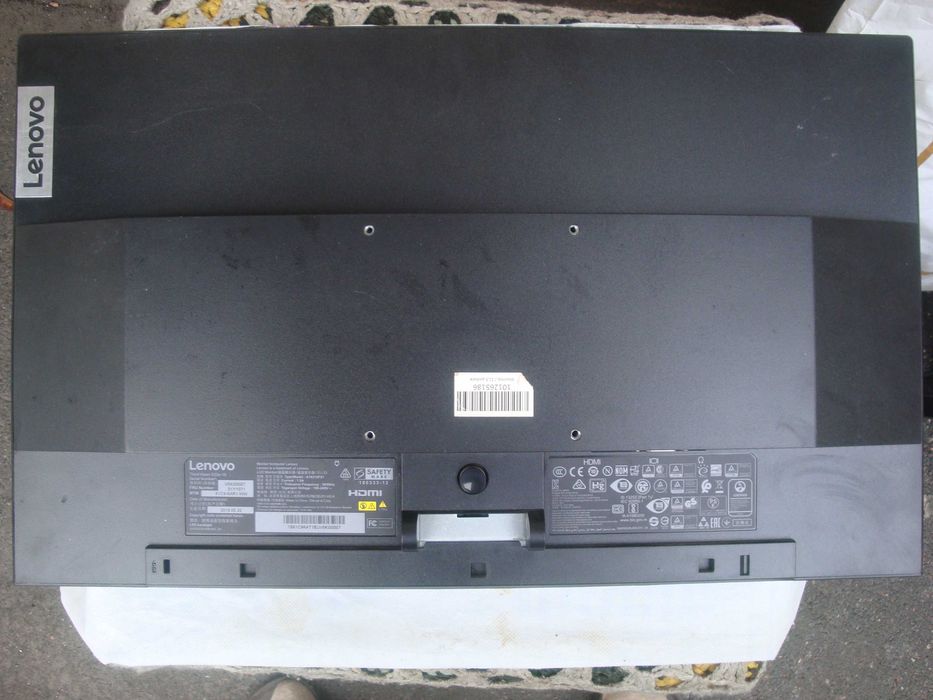 Продам недорого Led монітор для комп'ютера Lenovo A18215FS1 Під ремонт