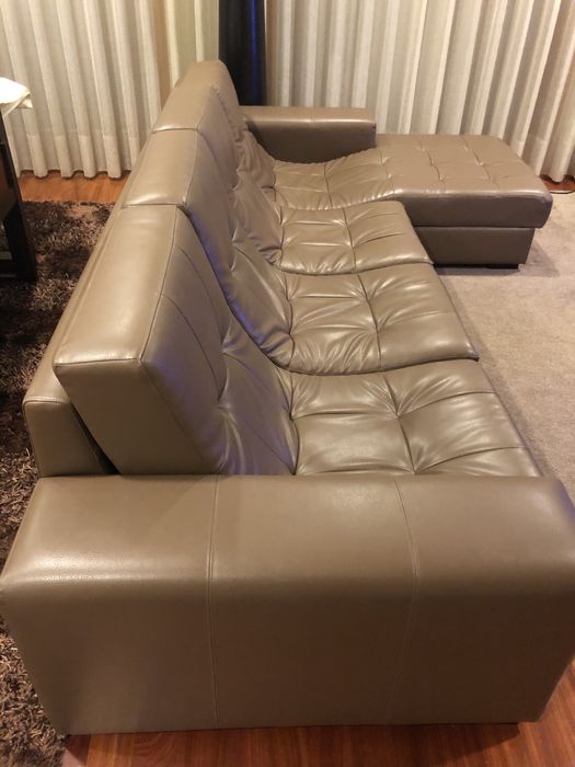 Sofá de 3 lugares mais chaise longue