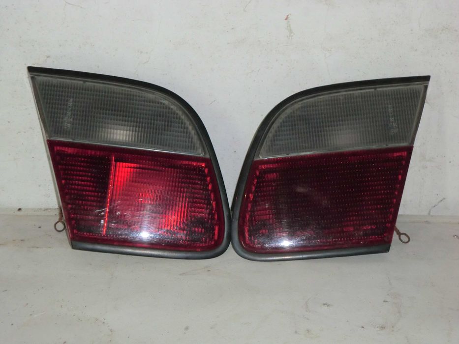 Farol/farolim tradeira Nissan Almera