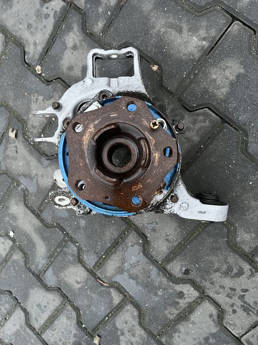 Piasta Zwrotnica Prawy tył Porsche Panamera 970