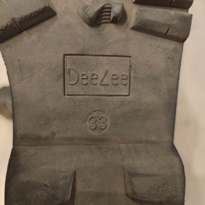 Sprzedam buty czarne wysokie