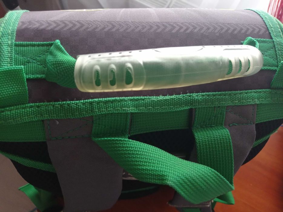 Рюкзак шкільний вживаний