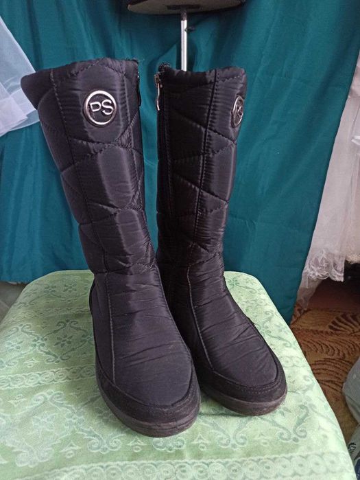 Дутые брендовые зимние сапожки 37р.Мех