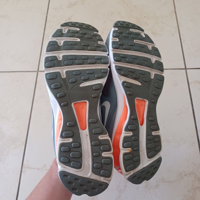 Nike Reax Run 9 jak nowe 38/ salon 429 zł