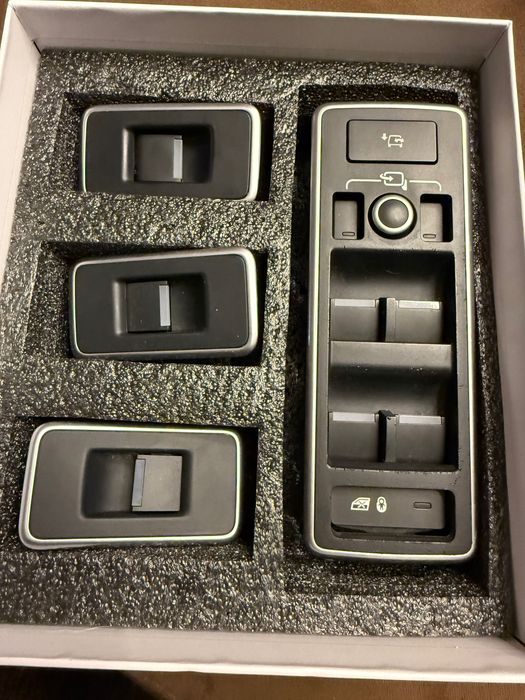 Кнопка відкриття вікна на Range Rover L405 ОРІГІНАЛ