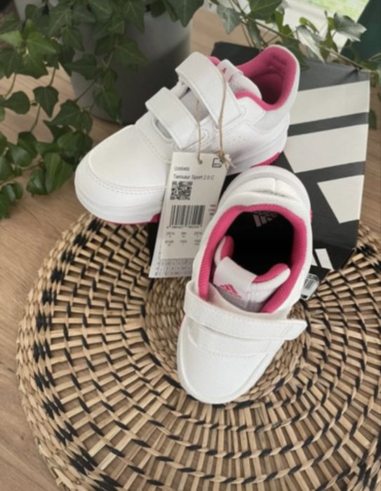 Adidasy na rzepy Adidas 25,5 nowe