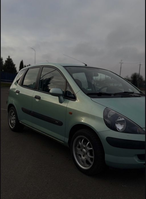 Продам хонду джаз 2002 року