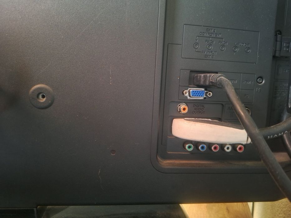 Telewizor pilot  32 cale