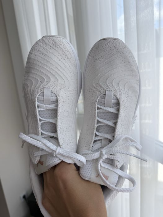 PUMA Provoke — жіночі кросівки White / Rose Gold