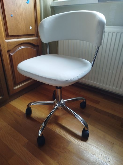 Стілець JYSK  офіс дім