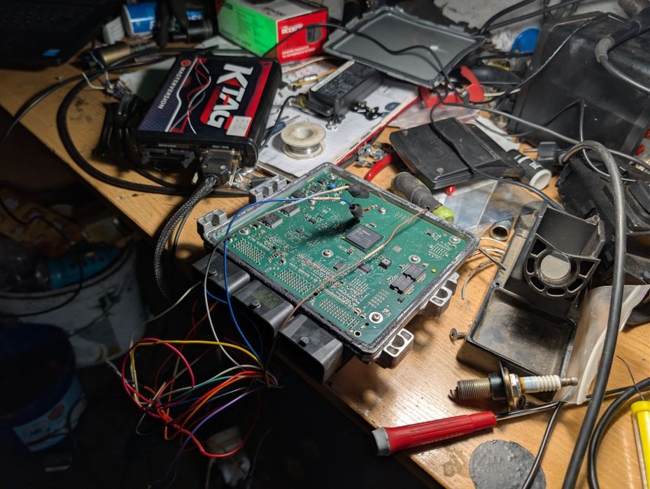 Прошивка авто, чіп тюнинг  Евро2 DPF EGR Adblue  видалення катів