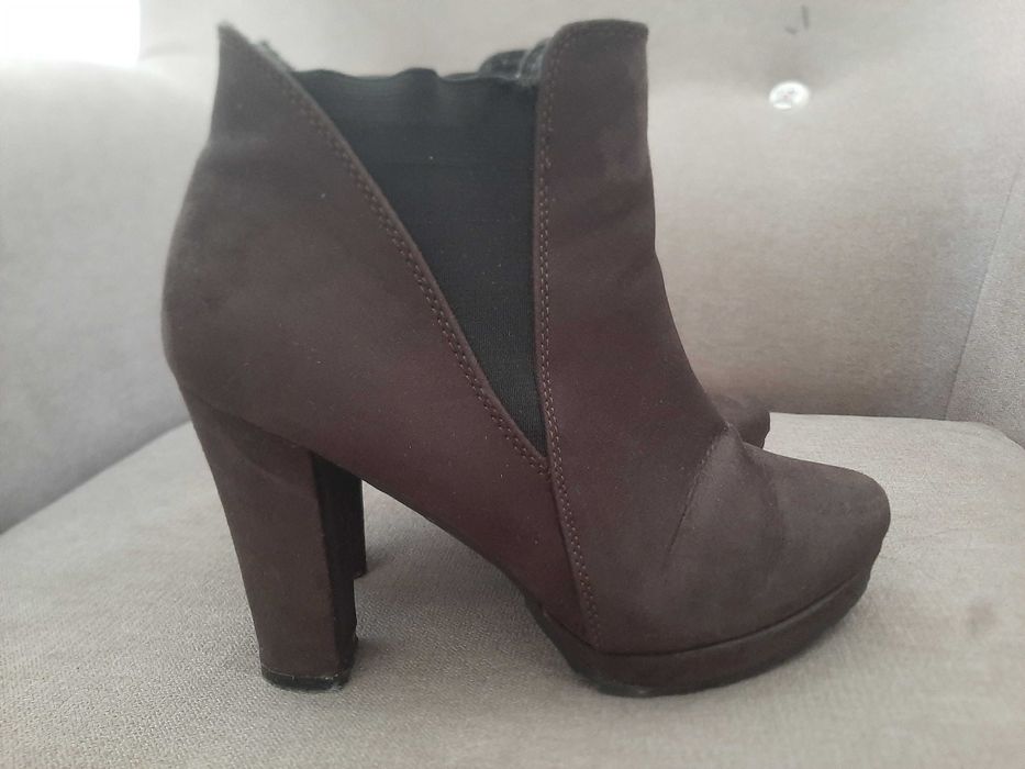 Botas salto alto castanhas escuras, 37