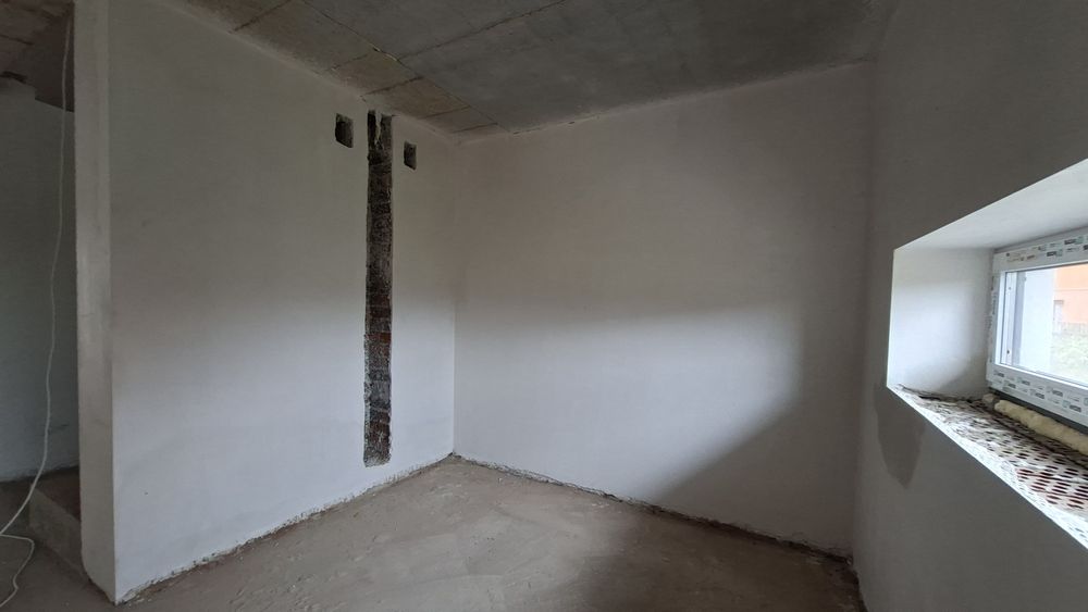 Продаж Таунхаус 145м². Ділянка 2сот. Готовий до ремонту. Комунікації