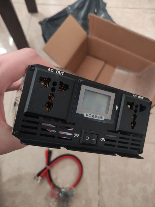 В наличии, Очень мощный инвертор 4500w, чистый синус, есть экран и ват