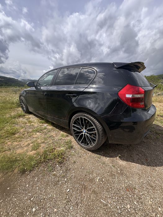 Bmw Serie 1 E87 em muito bom estado