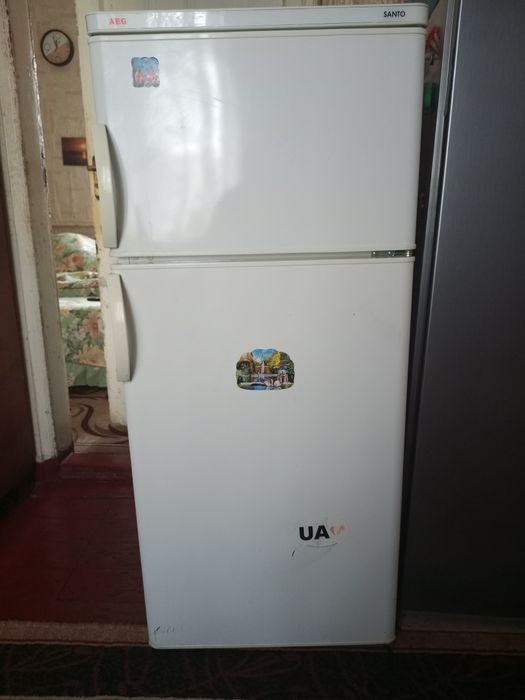 Продам холодильник