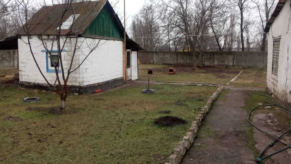 Продается  ферма в с. Гейковка (Кривбас), или обмен на єкскаватор или  автокран или автомобиль
