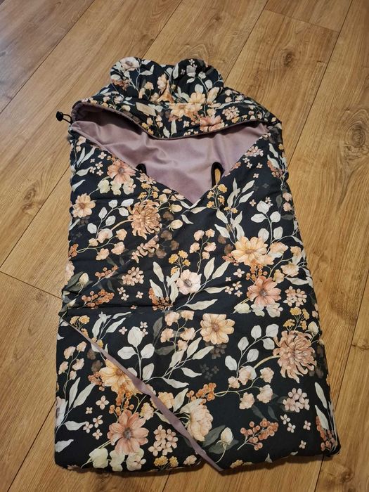 Otulacz Bibi Mall do fotelika samochodowego - zimowy, pudrowy róż